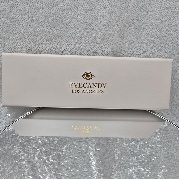 Shoe Charms by Eye Candy Los Angeles 8 Charms Colorful & Bling - Picture 5 of 7